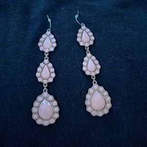 🎄Pink 3 pear drop earrings